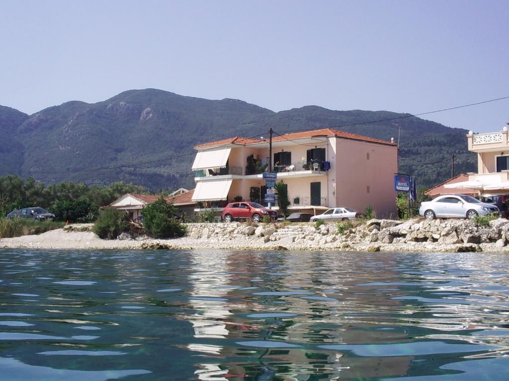 Fiona Seafront Apartments Nikiana Exterior photo